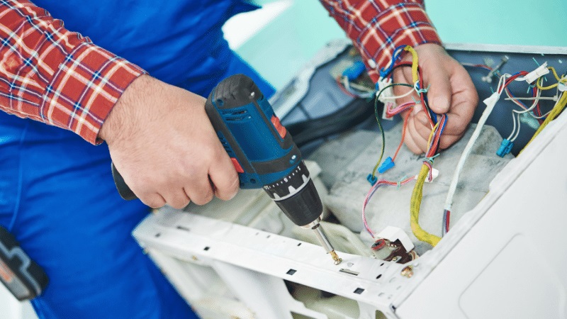 Konak Toshiba Toshiba çamaşır makinesi kart tamiri – Su almama arızası orijinal parça ile giderildi. - Teknik servis örneği